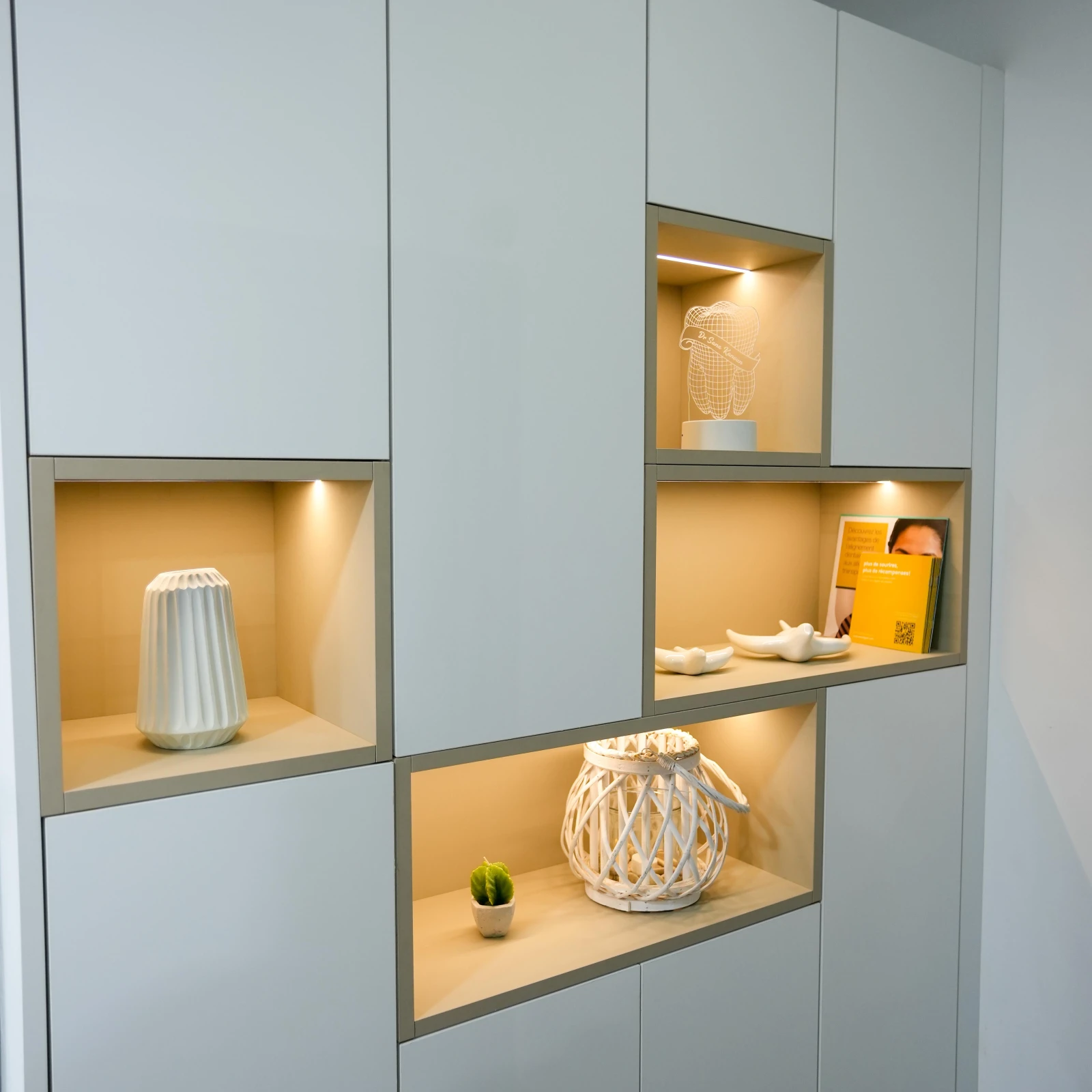 Réalisation sur mesure : CABINET DENTAIRE DR SANA KANOUN